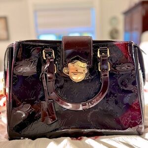 Louis Vuitton Burgundy Vernis Leather Monogram Purse